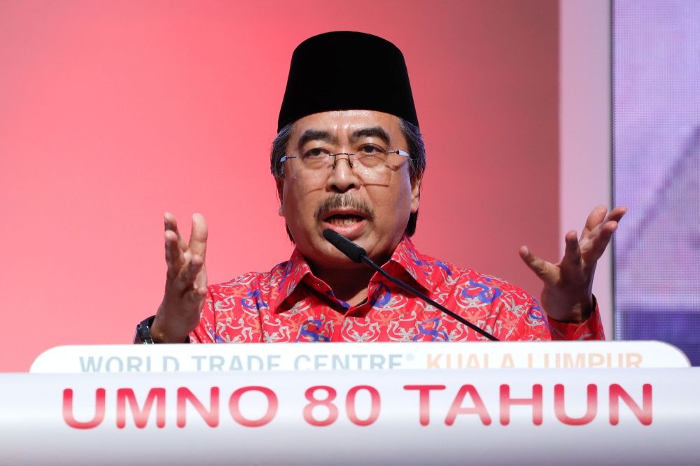 Johari Ghani: Umno must accept reality of 26 seats, face internal weaknesses
