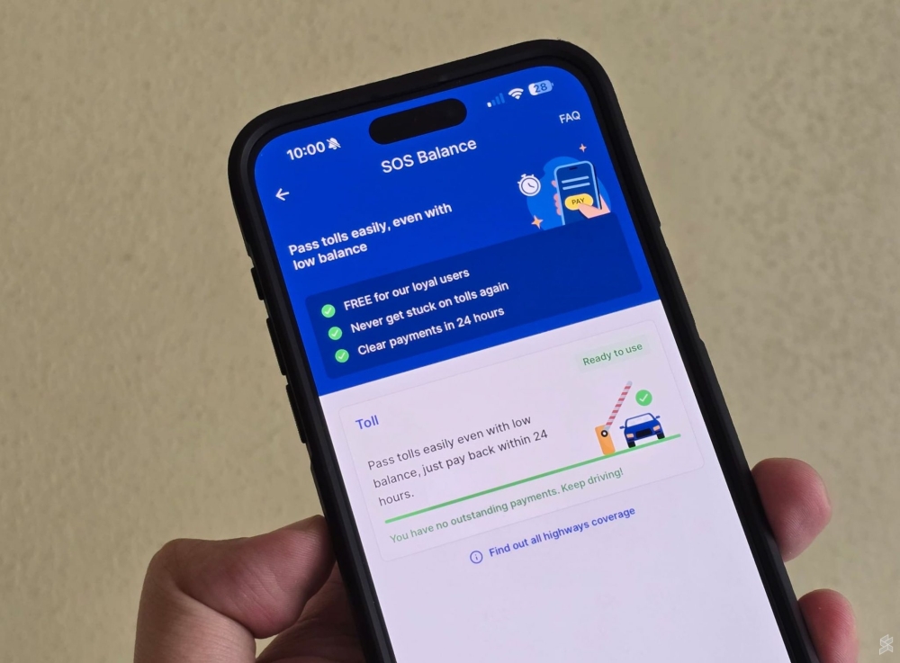 There’s an SOS feature on TNG eWallet for toll payments via PayDirect and TNG RFID that lets you pass through toll plazas when the balance is insufficient. — SoyaCincau pic