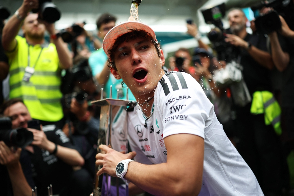 Teen Antonelli makes history with third straight win to extend F1 title lead in Miami