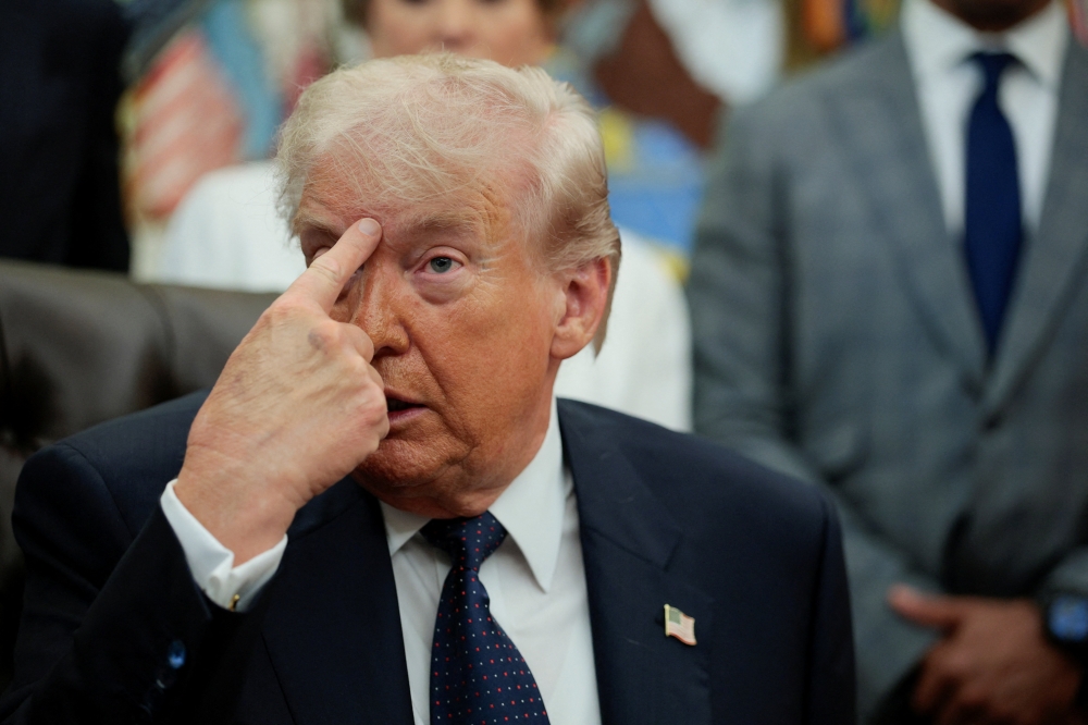 FAA contractor arrested after email declaring he would ‘neutralise’ Trump
