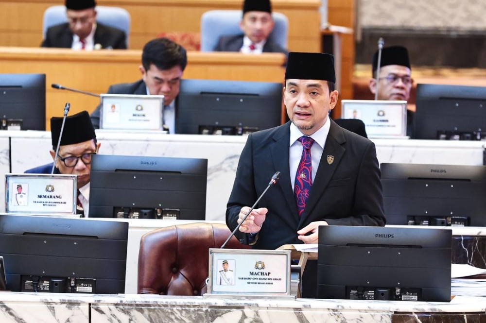 Johor Menteri Besar Datuk Onn Hafiz Ghazi says the Bill regarding the appointment of five unelected state assemblymen is a step to expand the participation of various groups in Johor’s policy-making process. — Picture courtesy of Johor government 