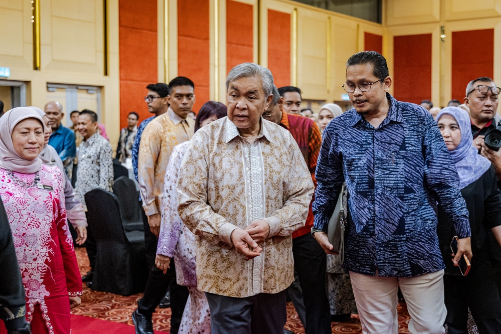 Zahid: Umno not rejecting Aminuddin outright, but he should not interfere in Negeri Sembilan royal affairs