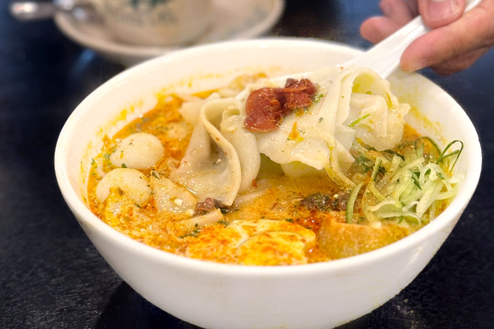 Laksa Mee Hoon Kueh. — Picture by CK Lim