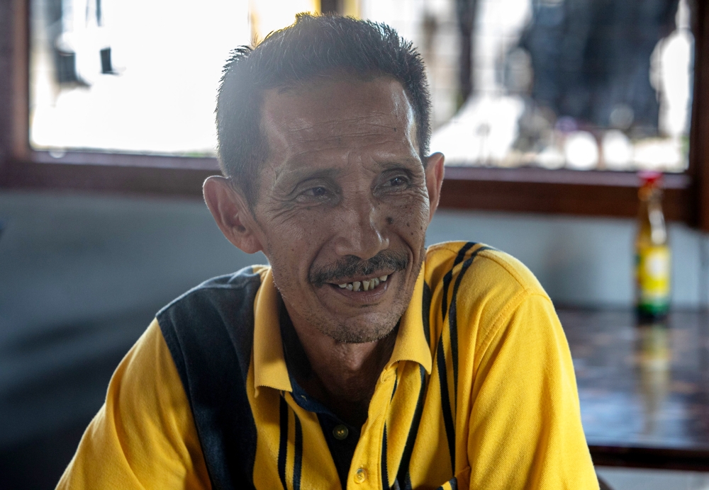 Ghazali Muda, 67, the owner of Warung Lejen in Selama, Perak. — Bernama pic