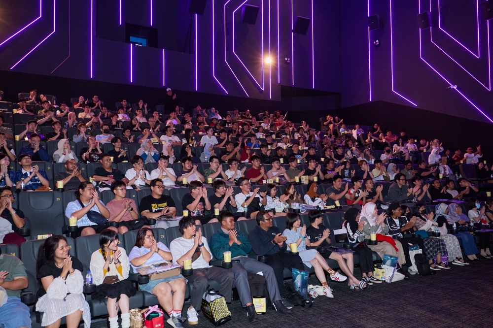 More than 100 fans gather at GSC LaLaport BBCC for the gala screening of ‘Mobile Suit Gundam Hathaway: The Sorcery of Nymph Circe’. — Picture courtesy of GSC Cinemas