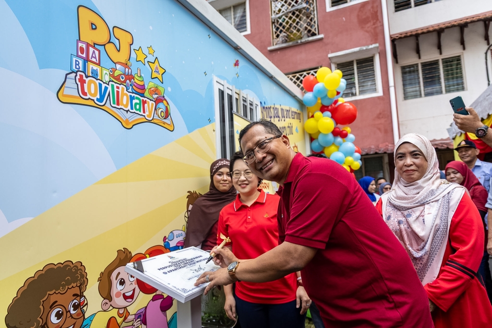 Mohamad Zahri said the toy library concept is rooted in the principle that “play is learning”, recognising play as an important medium for children’s cognitive, social, and emotional development.