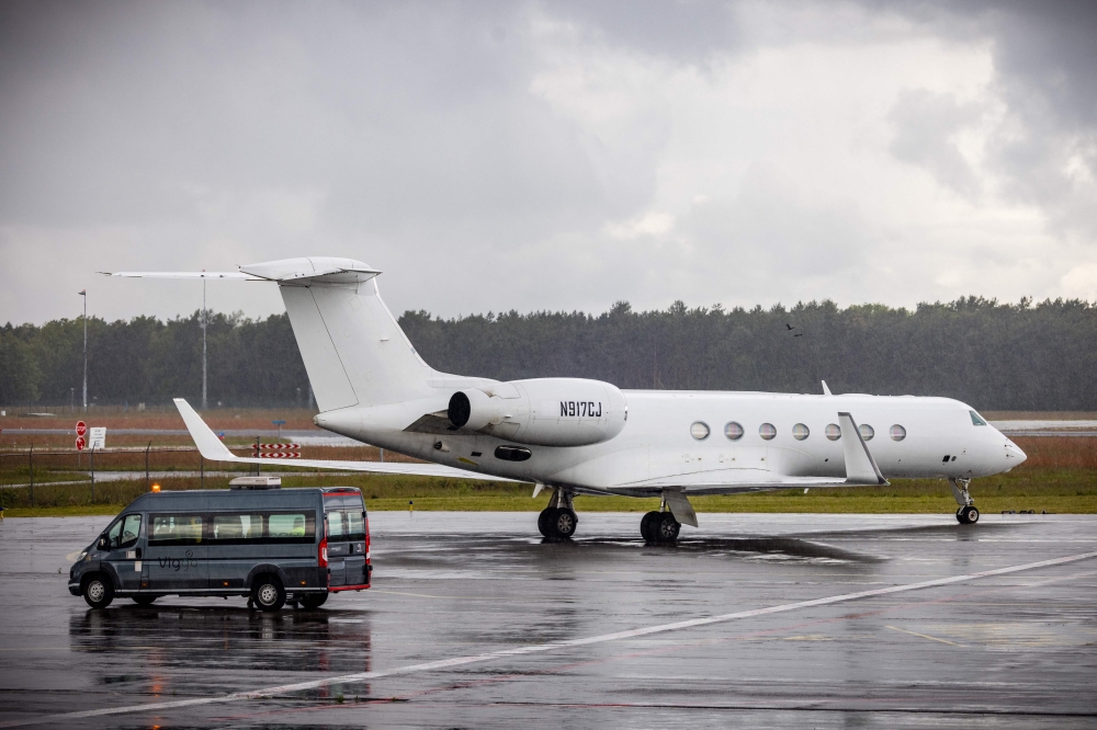Australia reopens Covid-era quarantine facility for six passengers back from hantavirus cruise