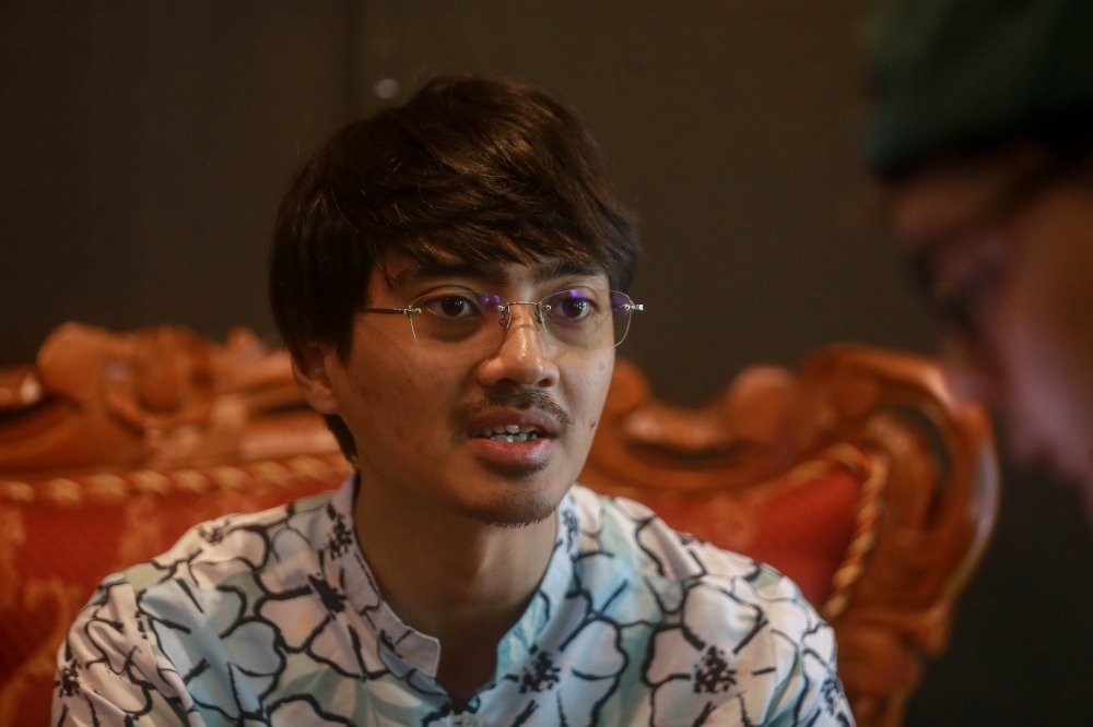 Muhammad Hafiz Shaari speaks to Malay Mail during an interview. — Picture by Sayuti Zainudin