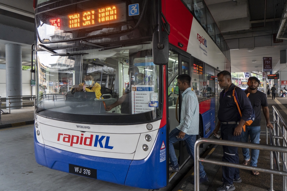 In the future, QR code payments will be one of the alternative available payment methods for Rapid KL’s buses, according to Prasarana. — Picture by Shafwan Zaidon