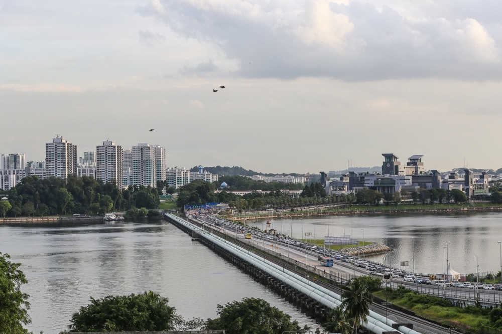 Singapore braces for heavy traffic at Woodlands and Tuas checkpoints during Hari Raya Haji period