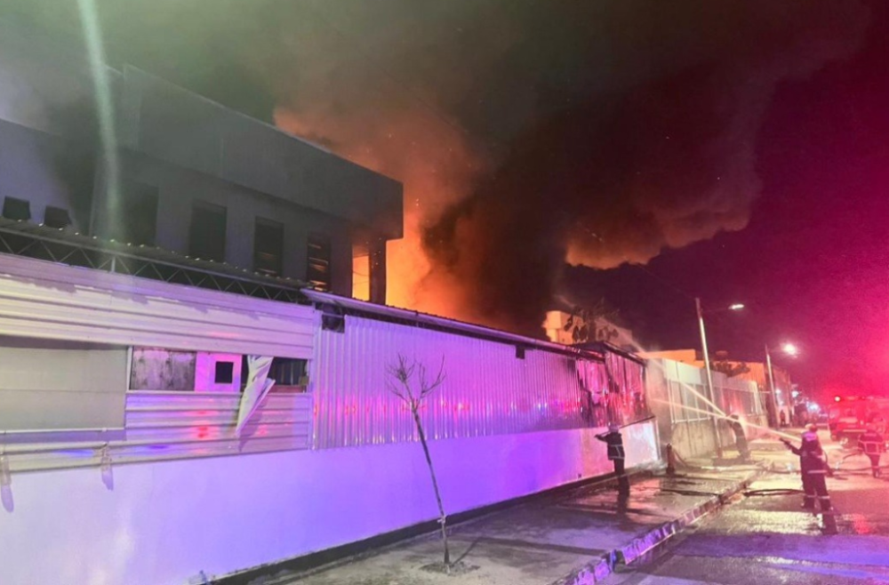 Two factories and workers’ hostel destroyed in Juru blaze, no casualties reported