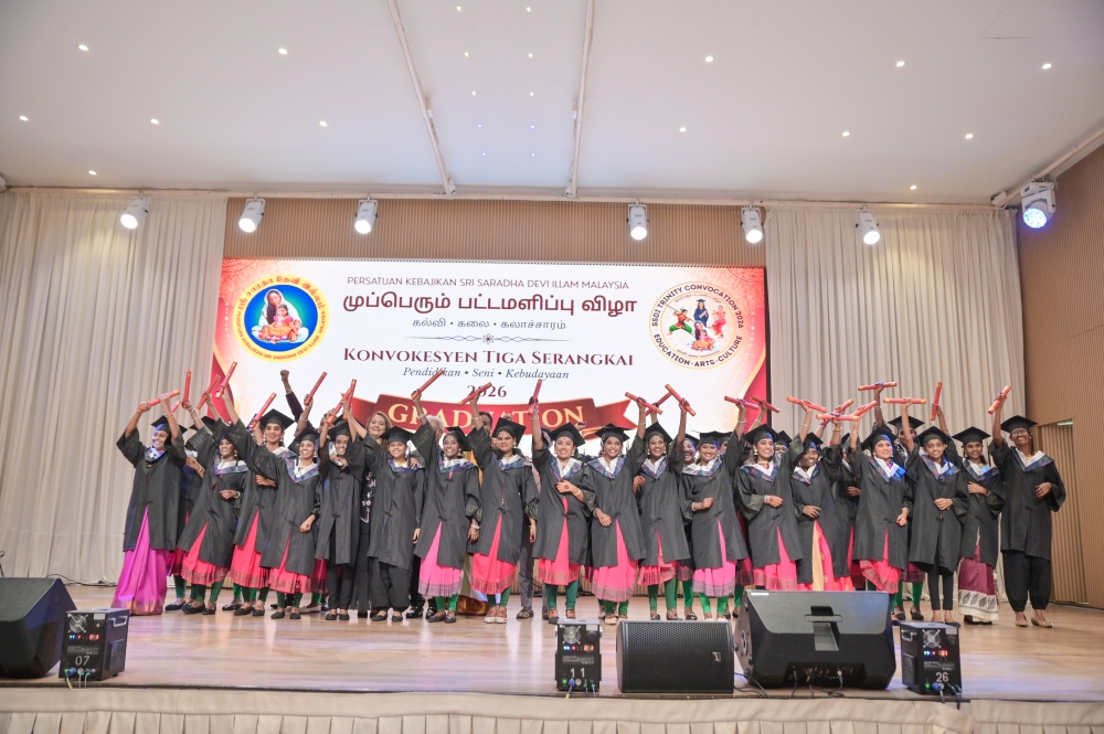 The event also recognised the academic and vocational achievements of SSDI children through the Diploma Kemahiran Malaysia convocation segment, where students received diploma and Level 3 certifications.