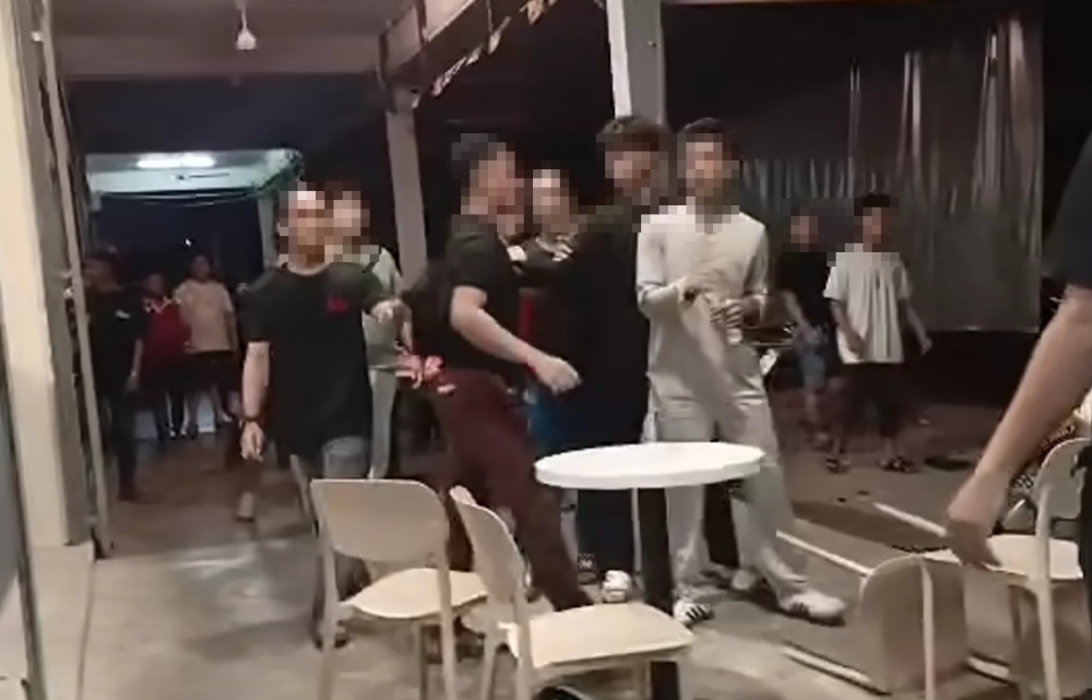 Nine arrested after armed riot at Sarawak snooker club goes viral
