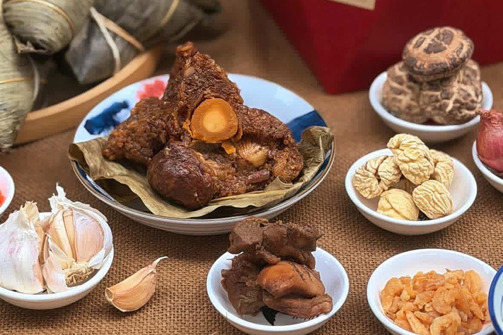 Ah Ma Salted Chicken Rice Dumpling — Picture courtesy of KuihMe