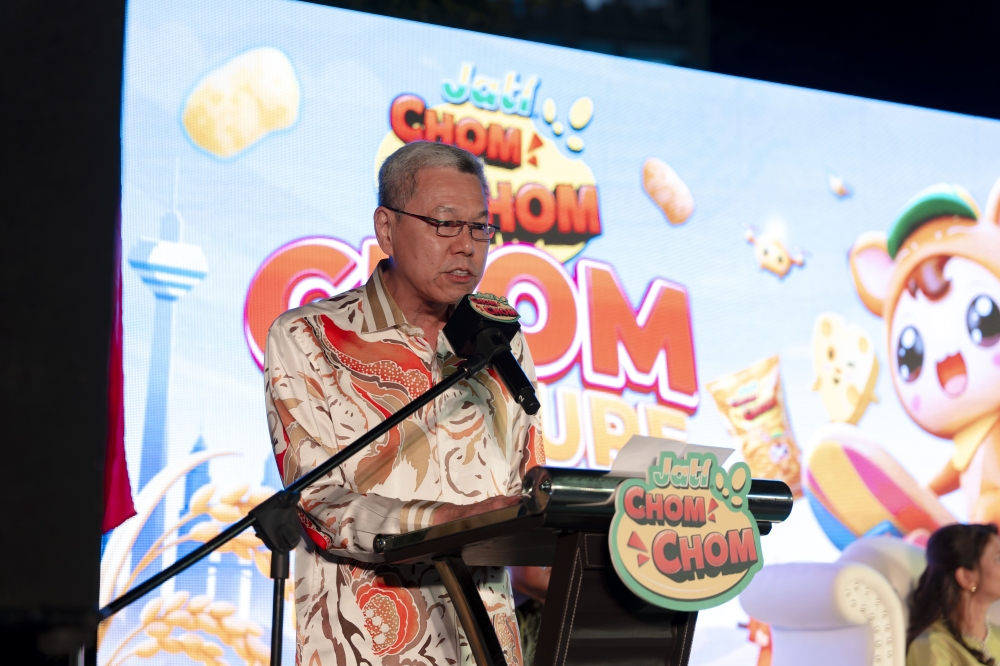 Low Kok Kean, Managing Director, Serba Wangi Sdn Bhd delivering the welcome speech at the Jati Chom Chom Grand Launch Event held yesterday. — Picture courtesy of Jati