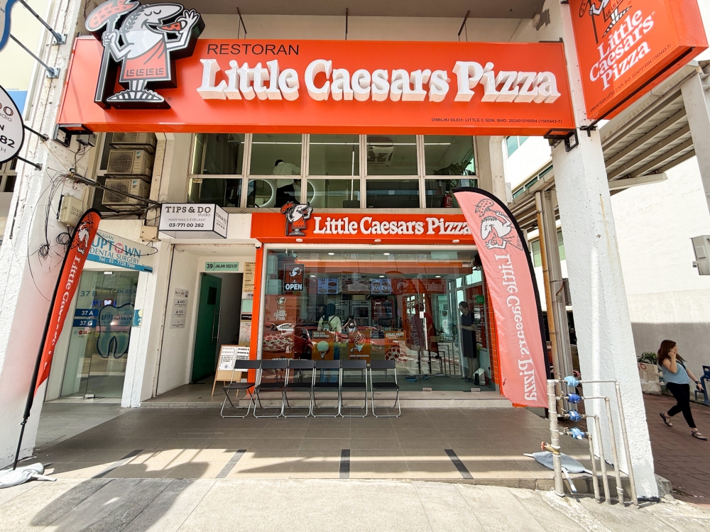 Opened since end of May, the outlet took over the space that was once a Family Mart. — Picture by Lee Khang Yi