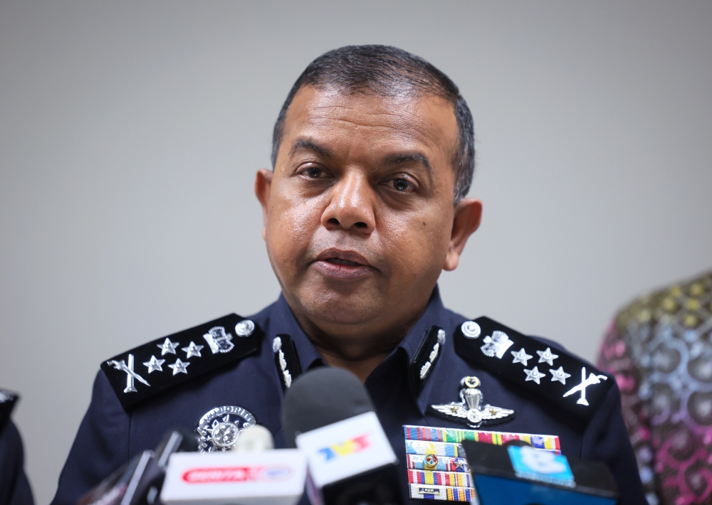 Deputy IGP says fentanyl‑based ‘Piu Piu’ leaves users zombie‑like, calls for total vape ban