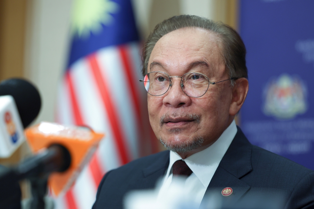 Anwar vows no compromise in anti-corruption fight, backs stronger MACC