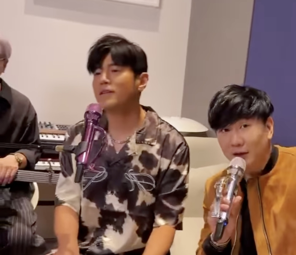 ‘I’ve waited so long my hair turned white’: Jay Chou and JJ Lin’s surprise duet sparks fan frenzy (VIDEO)