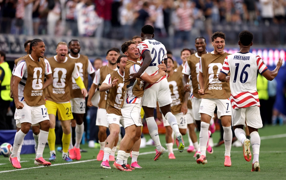 Striker Balogun brace powers US to 4–1 win over Paraguay in World Cup opener