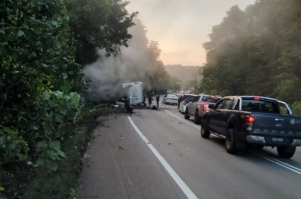 Hazmat deployed after tanker overturns near Cherating Bridge, leaking hydrochloric acid into mangrove area