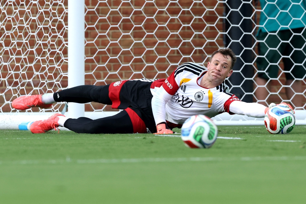 Neuer returns: Germany’s 40-year-old goalkeeping legend to start in fifth World Cup
