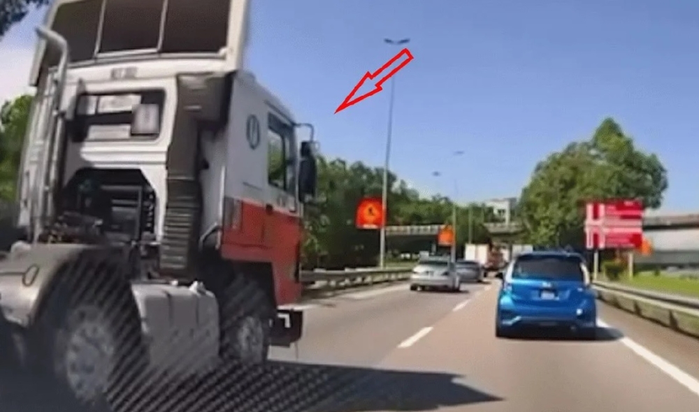 Police detain lorry driver over viral Kajang SILK Highway clip showing reckless driving, obscene gesture
