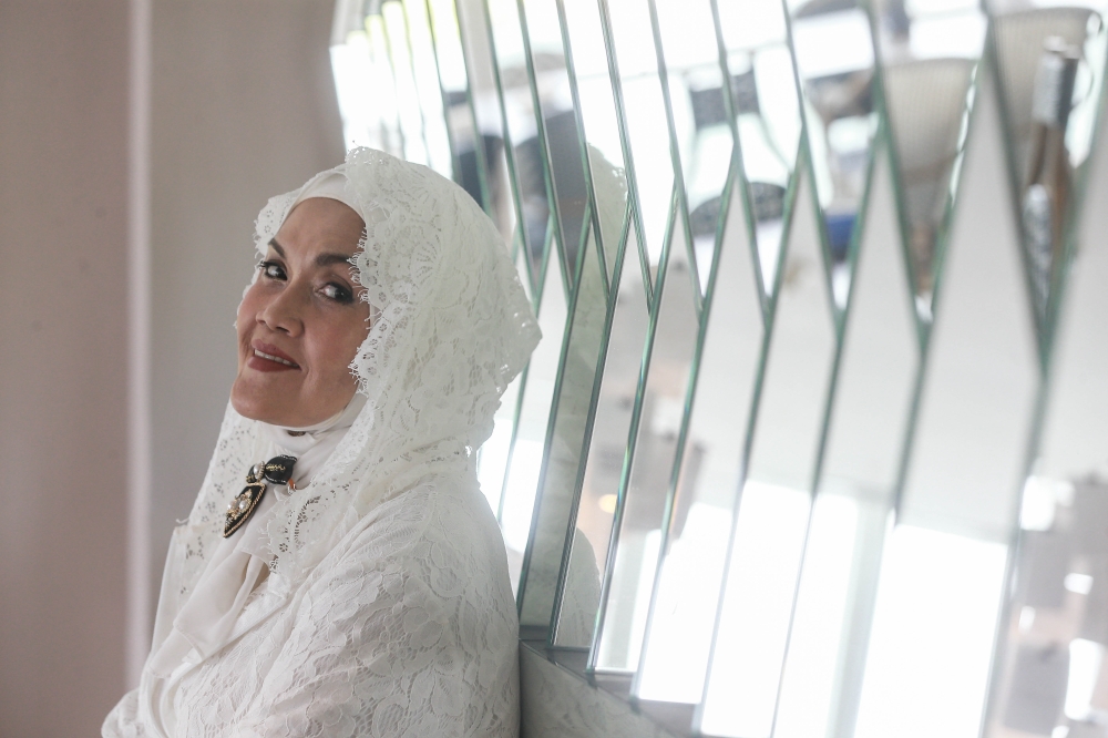 Datuk Aishah posing for a portrait ahead of her upcoming July 4 solo concert. — Picture by Sayuti Zainuddin