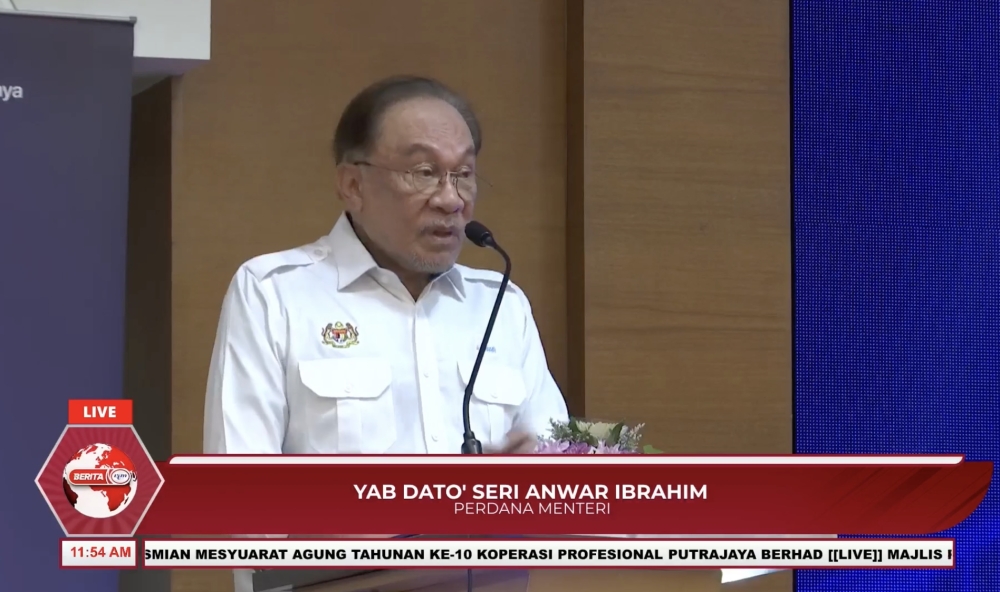 Anwar: Attempts to topple stable Negeri Sembilan govt amount to ‘a degree of betrayal’