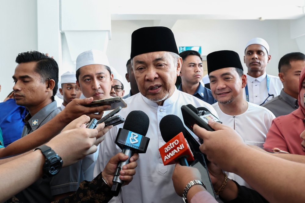 Zahid says new Malay parties must unite, not divide