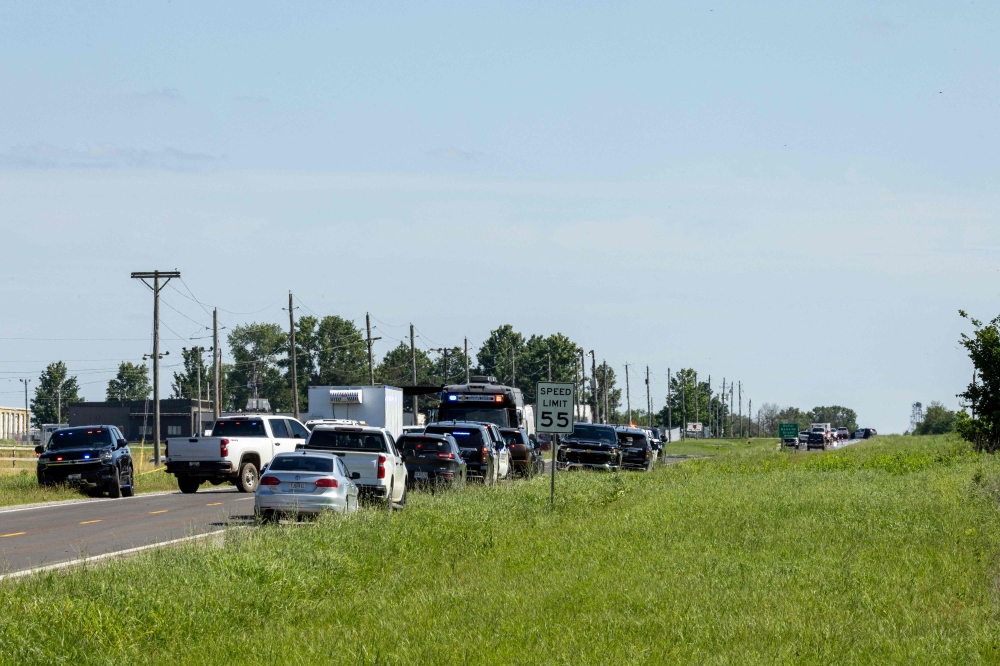 Skydiving plane crash kills 12 in Missouri