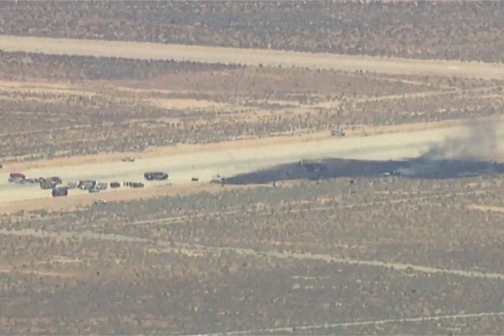 Routine test flight ends in catastrophe as B‑52 crashes at California air base, eight dead