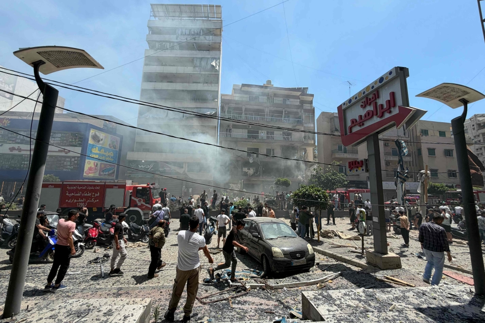 Israeli strikes hit south Lebanon despite Middle East peace deal
