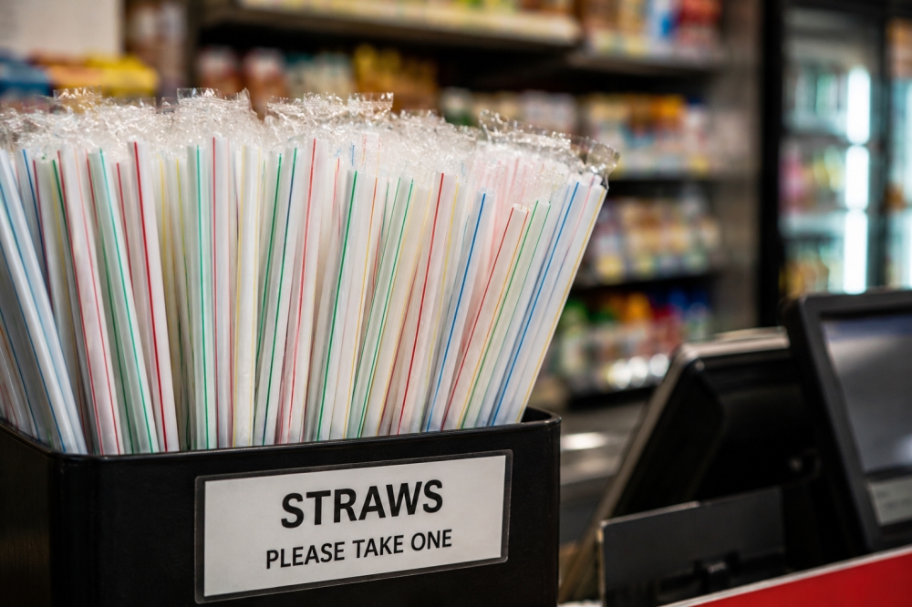 All this over a straw? Singapore man jailed after returning to convenience store armed with two knives