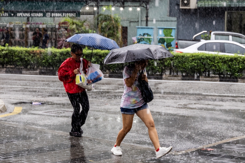 MetMalaysia says rough weather for KL and 10 states until 7pm
