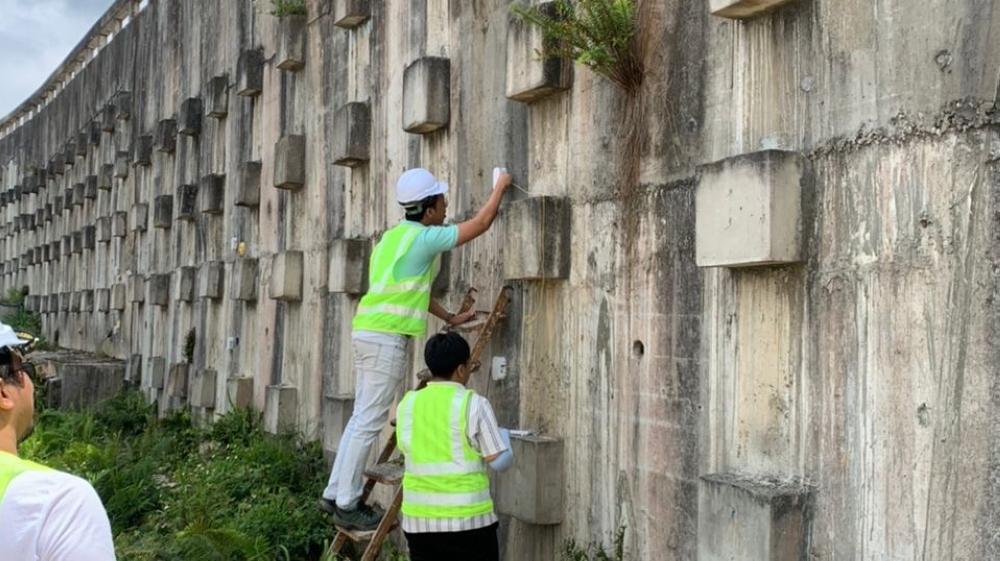 Key pilot slope monitoring optical fibre censors installed at Blue Valley, Cameron Highlands. — Picture by Muhammad Syamil Mohd Sa’ad