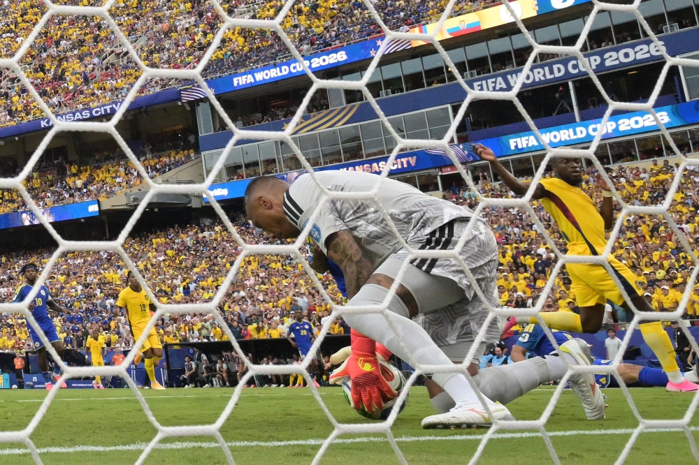 Goalie Room’s heroics earn Curacao World Cup point against Ecuador