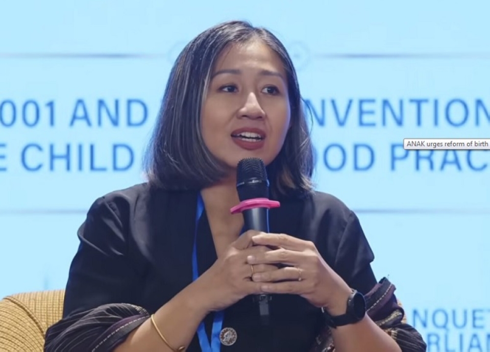 Anak executive director Anne Baltazar highlights the 45-day period for parents to register births in the state with poor road access compared to 60 days in peninsular Malaysia. — Daily Express pic