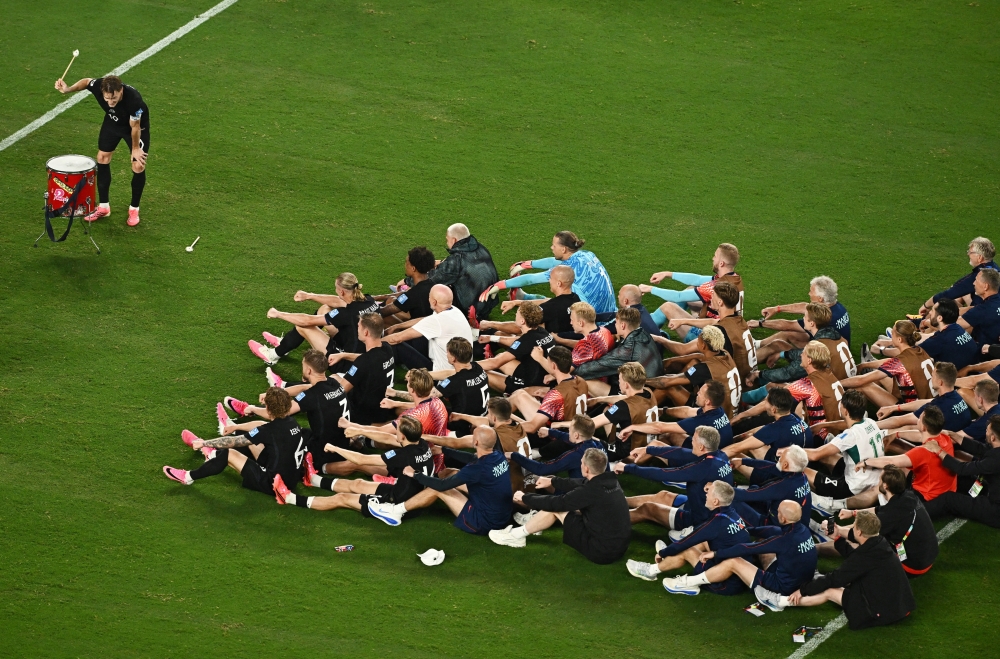 World Cup finds its newest viral fan craze as Haaland joins Norway’s ‘Viking Row’ (VIDEO)