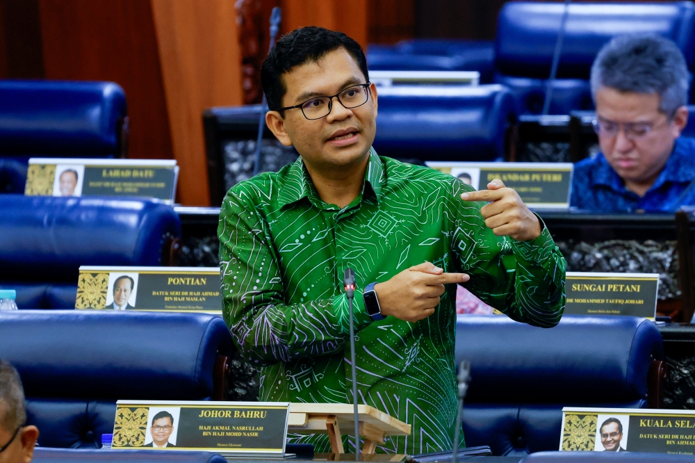 Govt rolls out RM710m package, RM10b guarantees to cushion job losses and support SMEs