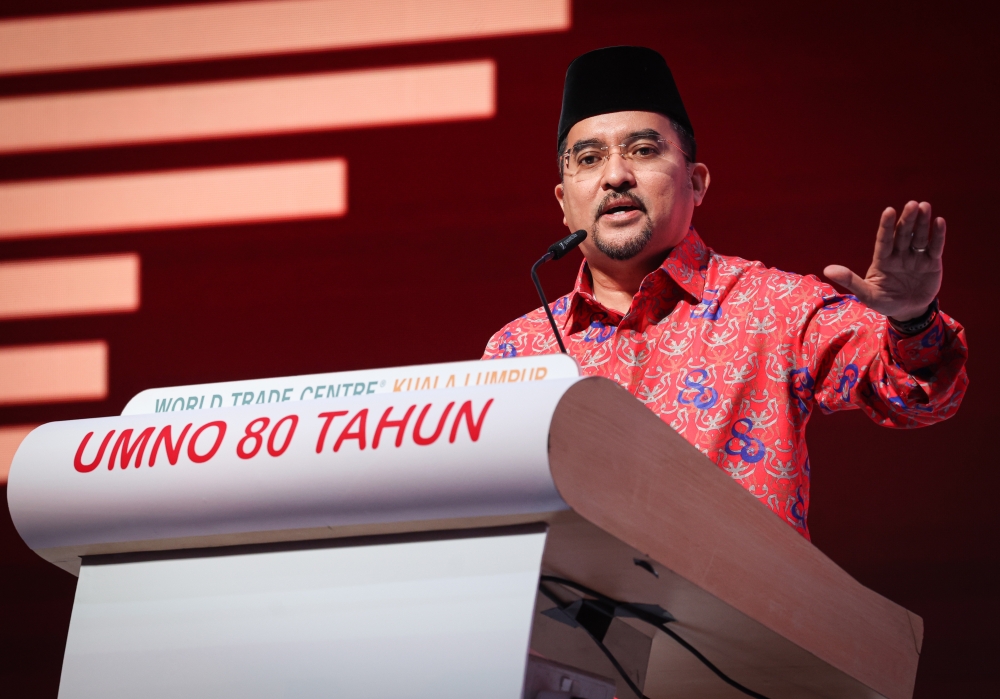 Umno sec-gen alleges Puad Zarkashi quit because his son was not picked for Johor election