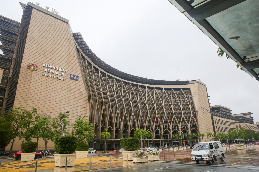 财政部表示，削减成本措施并不是为了停止公务旅行，而是为了应对不断上升的补贴成本