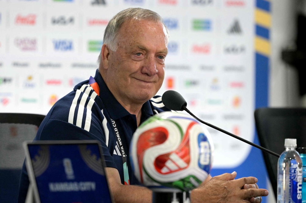 Advocaat proud as Curacao bow out from World Cup with heads held high, hints at staying on