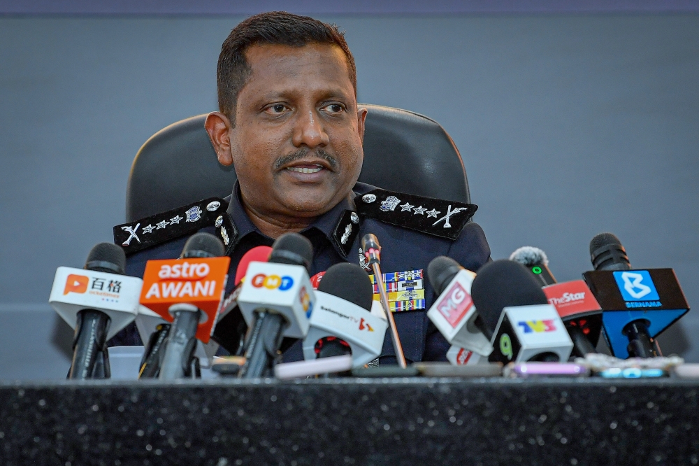 Police seek saliva test kits for roadblocks to detect ‘Piu Piu’, ‘Magic Mushroom’ vape users