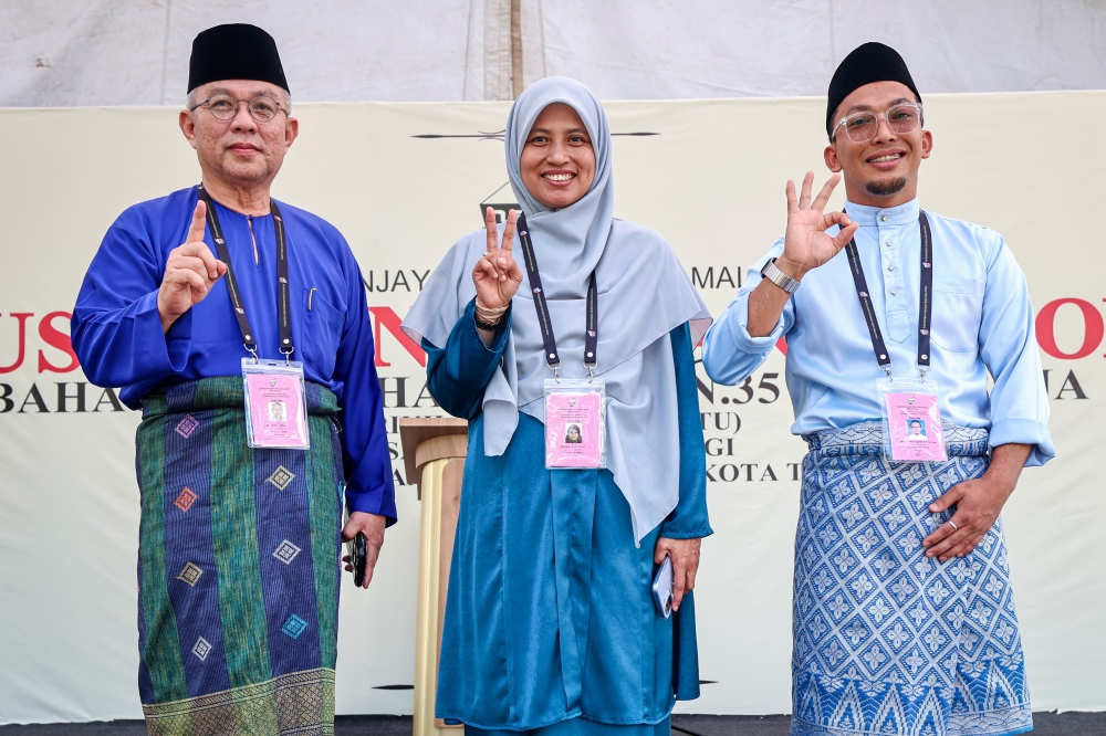 Former health minister Dr Adham Baba makes political comeback in three-way Pasir Raja contest