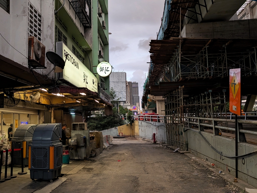 Yan Kee is currently obscured almost entirely from view due to the ongoing roadworks on Jalan Yew. — Picture by Ethan Lau