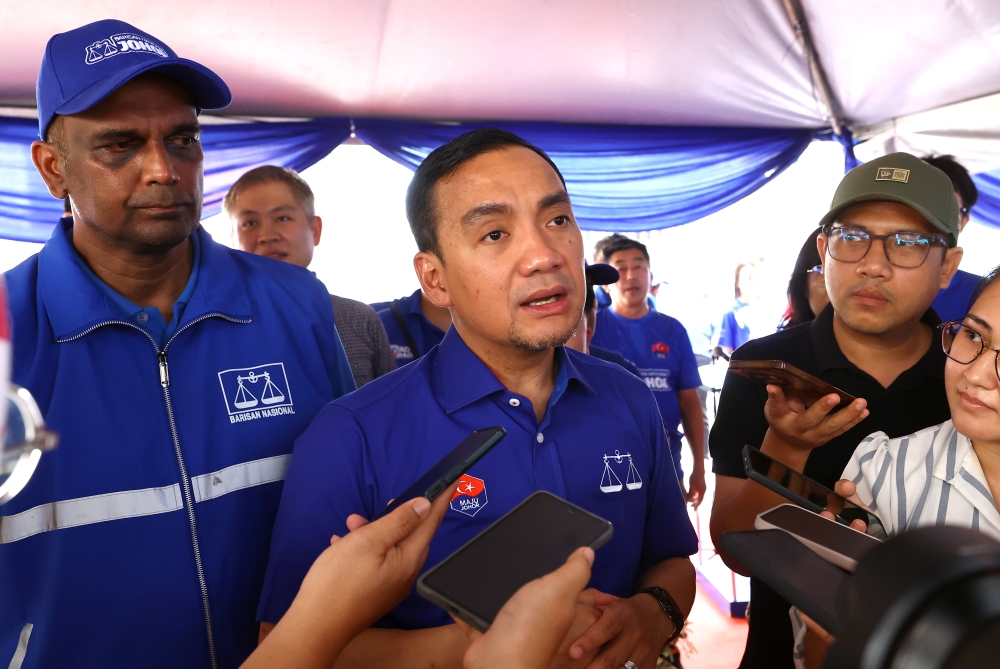 Onn Hafiz says open debates not Johor’s way after offer from Maszlee Malik