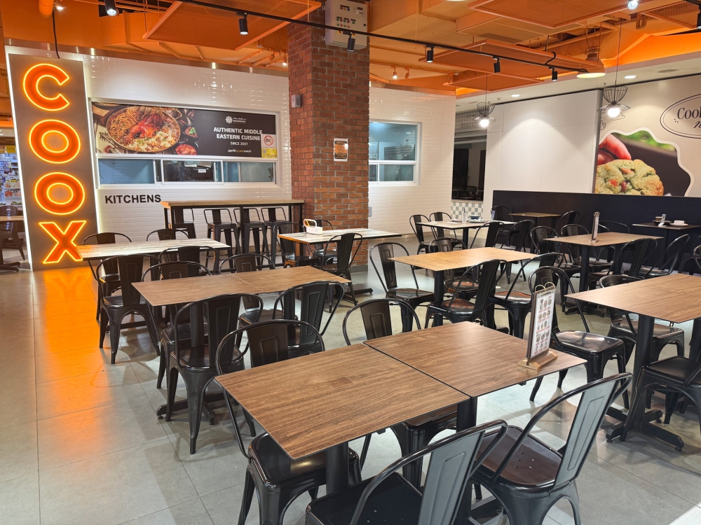 Dine in at Coox Kitchen in Seventeen Mall for a no-frills, budget-friendly meal — Picture by Lee Khang Yi