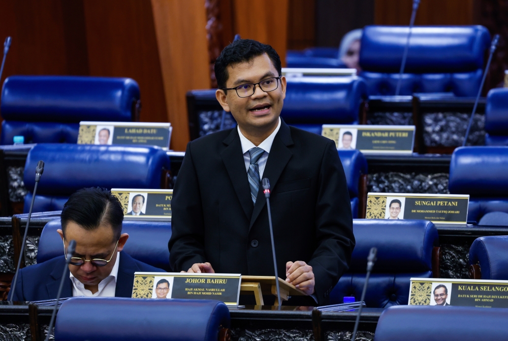 Malaysia’s risk of mass job losses from global energy crisis remains low, says economy minister