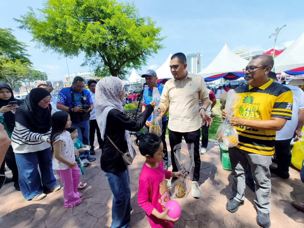 Option savoureuse : le conseil malaisien de l'ananas fait la promotion de la nouvelle variété d'ananas Sarawak SG-1 dans la péninsule malaisienne